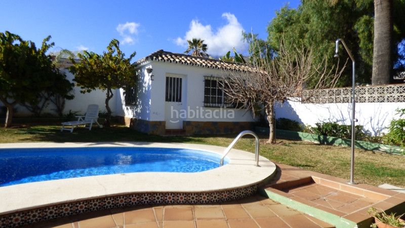 Foto b43cc693-ef8c-45d6-ab54-e4e787dd4cf0. Casa adossada amb aparcament a Casco Antiguo Marbella