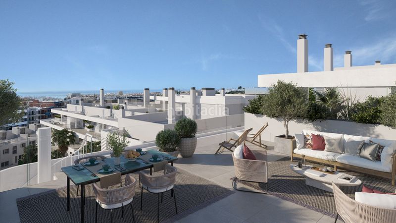 Foto aff87fbc-2936-4037-a9b5-29d6b6f61c66. Casa adossada amb aparcament a Zona Calvario Estepona
