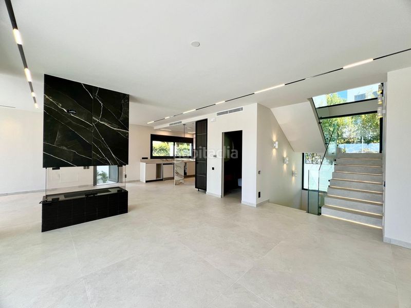 Foto 13693030-b363-449e-aad4-5cb1cc802928. Casa adossada a Casco Antiguo Marbella