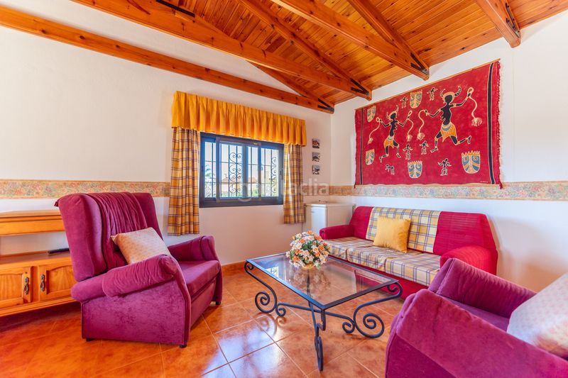 Foto 621deaa5-db97-4981-82c4-ea4cbd21f1af. Casa adossada a Las Chapas - Alicate Playa Marbella