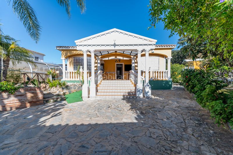 Foto a30bb770-b961-4dff-9651-dddef73351d1. Casa adossada a Las Chapas - Alicate Playa Marbella