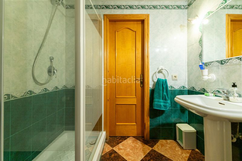 Foto b1297440-de3c-4e46-bdc0-bd69b9fd4726. Casa adossada a Las Chapas - Alicate Playa Marbella