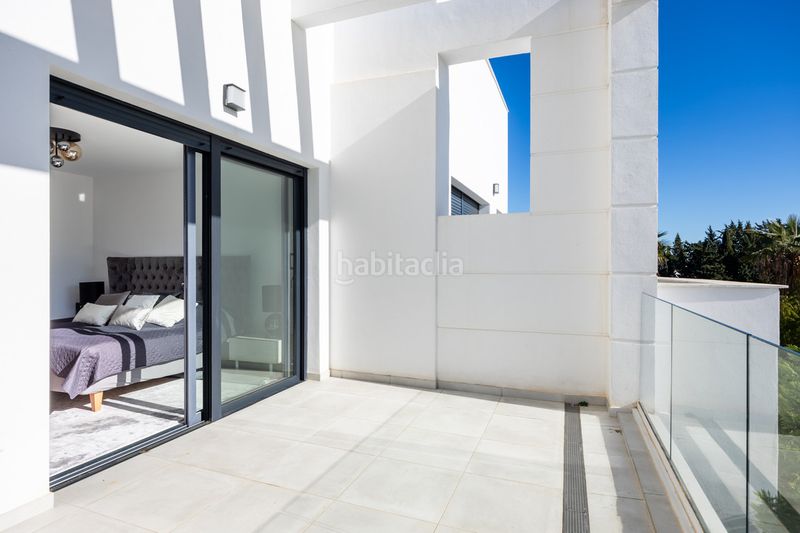 Foto e876b026-91f5-4737-9679-e3b675516249. Casa adosada en Centro Estepona
