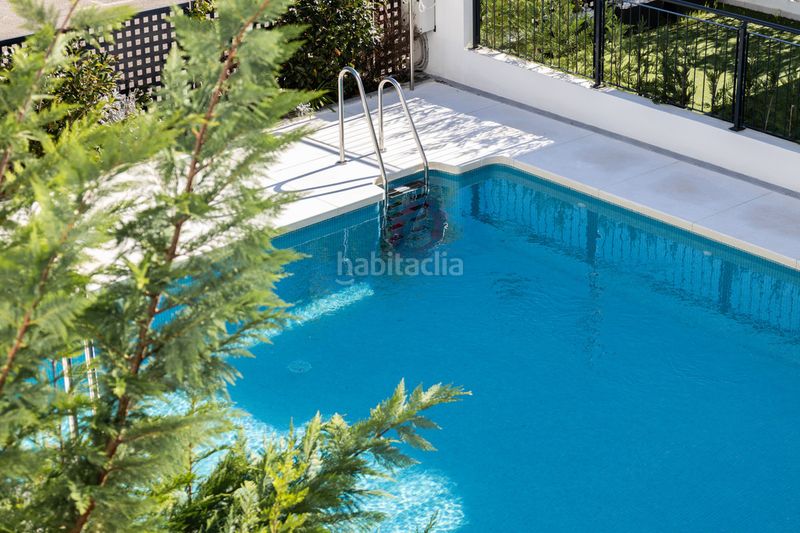 Foto eb217a3c-4157-4552-8b6d-9a8551fc596b. Casa adosada en Centro Estepona