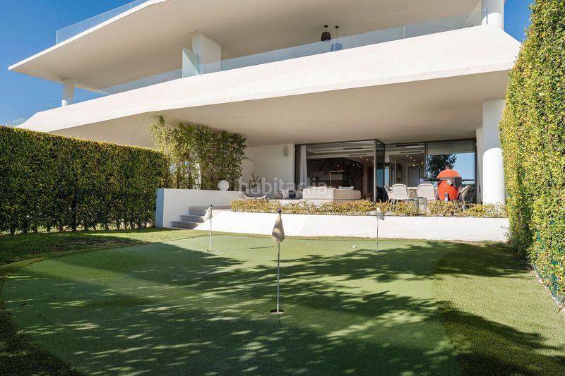 Foto ebee4ab2-9309-4a83-8db2-820835734bfc. Casa adossada a Las Brisas Marbella