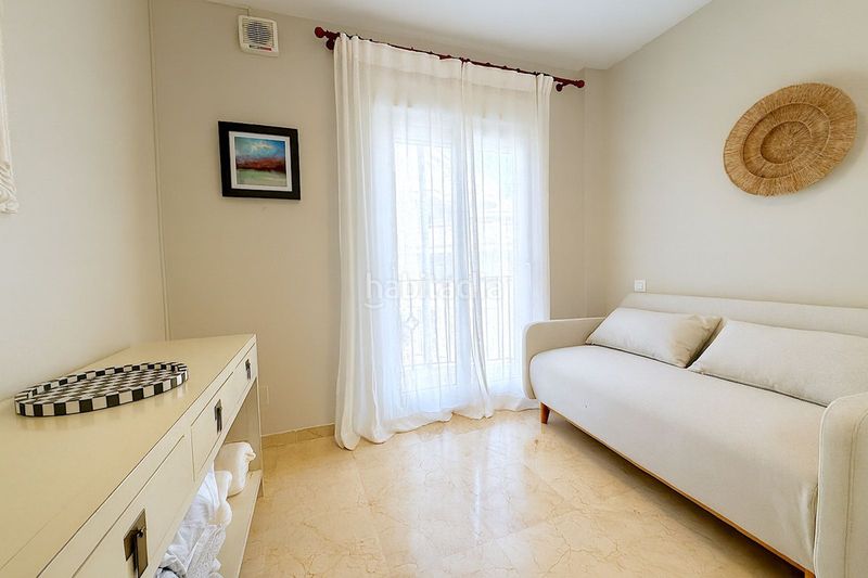 Foto 26777b67-257f-49ba-b48f-8cd04ee3da7d. Casa adosada en Centro Estepona