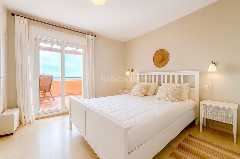 Foto 3bfabcc7-5ab7-49bb-8152-3ebfb7dd1456. Casa adossada a Centro Estepona