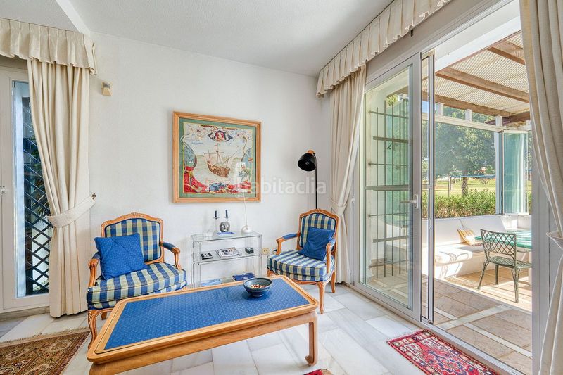 Foto a5dd9486-0865-4995-966d-f86e1eb45bdf. Casa adosada en Las Brisas Marbella