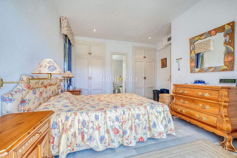 Foto 1a976c93-a7a4-4e93-a968-62709ebafb95. Casa adossada amb aparcament a Las Brisas Marbella