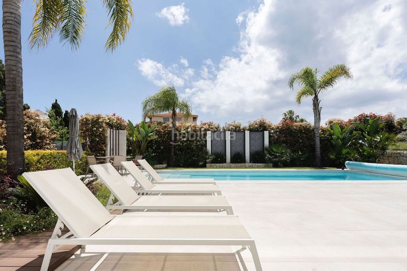 Foto 325e794e-f832-4235-9331-6a31a77130ff. Casa adossada amb aparcament a Las Brisas Marbella