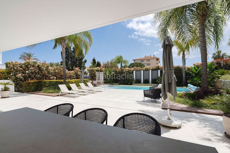 Foto 4ae4c168-0a13-4561-a339-c0bd3e9beae3. Maison jumelée avec parking dans Las Brisas Marbella
