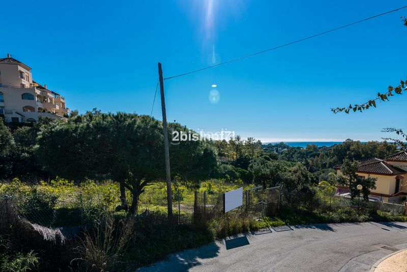 Foto 82b16c31-5c26-4d6c-ac39-dcccca25b0ce. Terreny residencial a Elviria Marbella