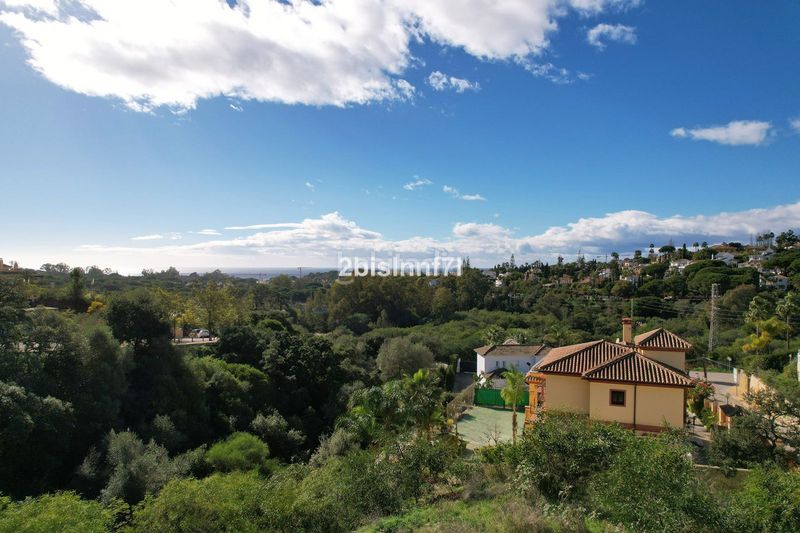 Foto c0a825fa-9602-4216-ae9a-039154ff9329. Terreny residencial a Elviria Marbella