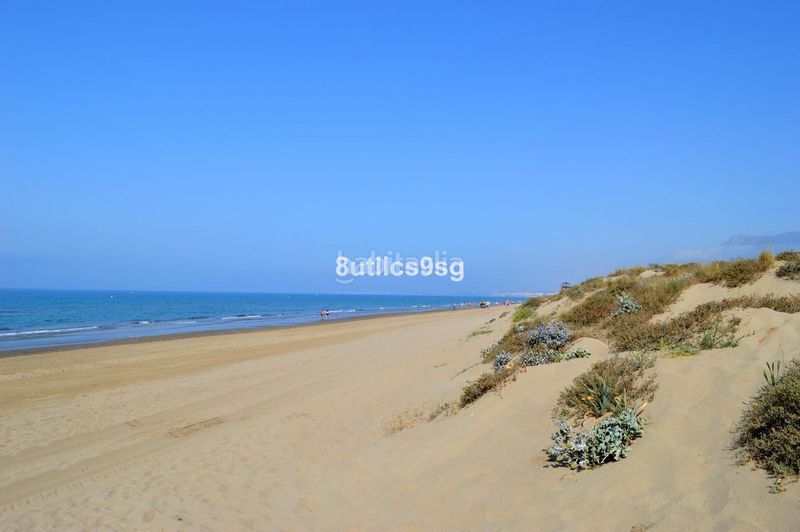 Foto d204ffbf-8ed7-46da-a167-0a59a341979f. Piso en Centro Estepona
