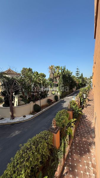 Foto ec07e33f-43f4-4ce7-83ed-2882a197c94c. Piso en Centro Estepona
