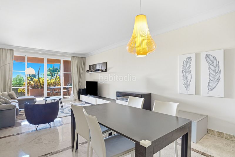 Foto 79a59476-d7f9-4224-86da-619799961add. Piso en Las Brisas Marbella