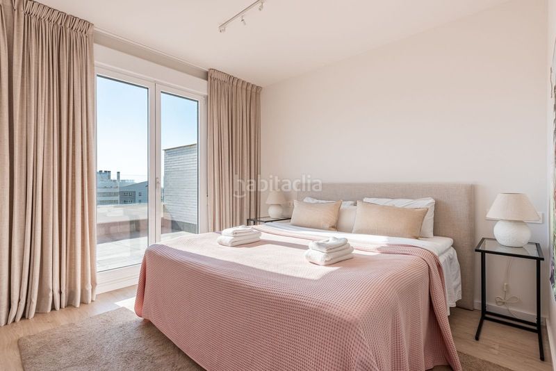 Foto ed1a6c99-a565-416c-93ac-7f6addfea016. Àtic amb aparcament a Las Brisas Marbella