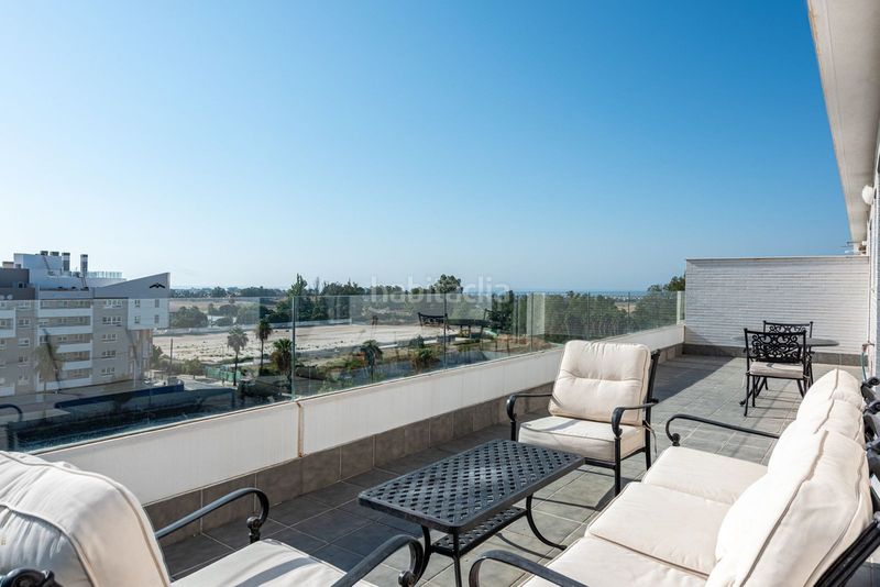 Foto a1594640-6fdb-4ced-91b0-23a8646524bb. Ático en Las Brisas Marbella