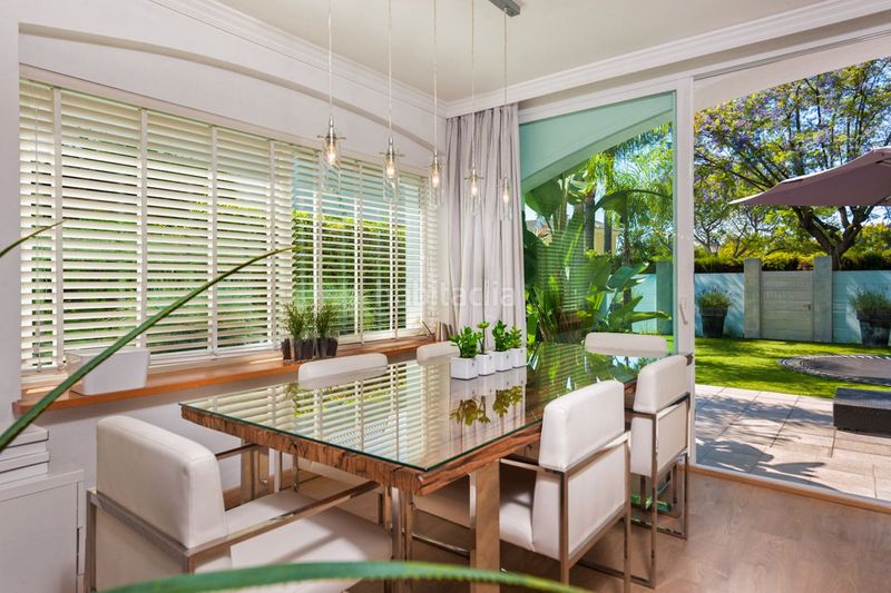 Foto 94d901c7-9c56-47f9-8898-2c9bc8db99e9. Casa adosada en Guadalmina Baja Marbella