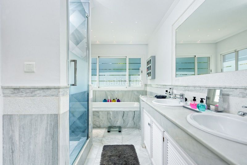 Foto efe39261-02c7-434f-8d97-1adf6dc98f08. Casa adosada en Guadalmina Baja Marbella