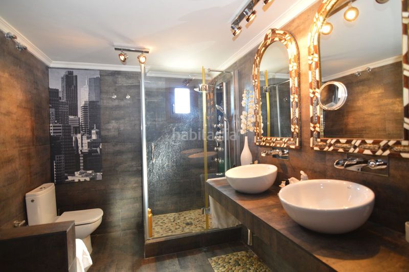 Foto 2800fda9-c030-45e9-aef4-46c08d383ebb. Pis a Puerto Banús Marbella