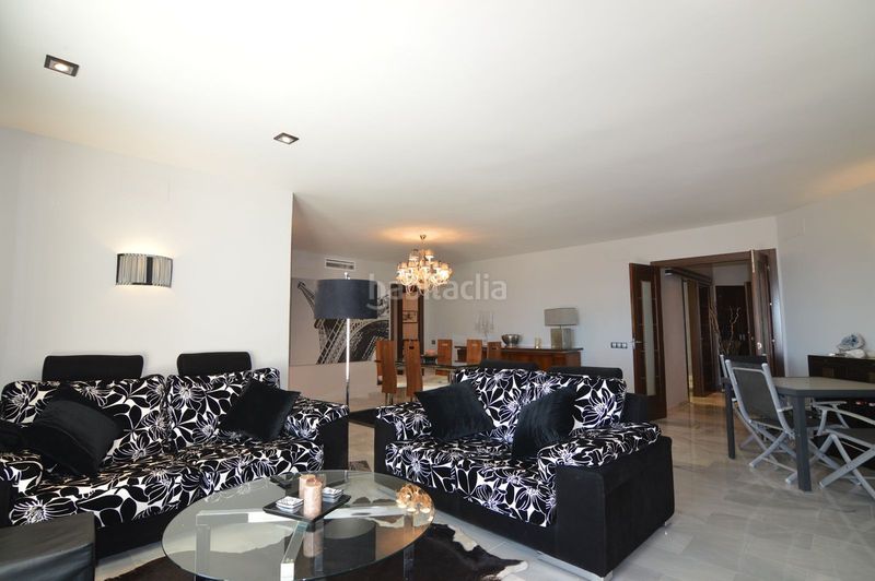 Foto 246d127e-8101-4602-bcb7-ba4553e608ee. Piso en Puerto Banús Marbella