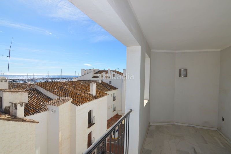 Foto 8a3a065a-3ff0-4dc0-a089-952c7f04e719. Piso en Puerto Banús Marbella