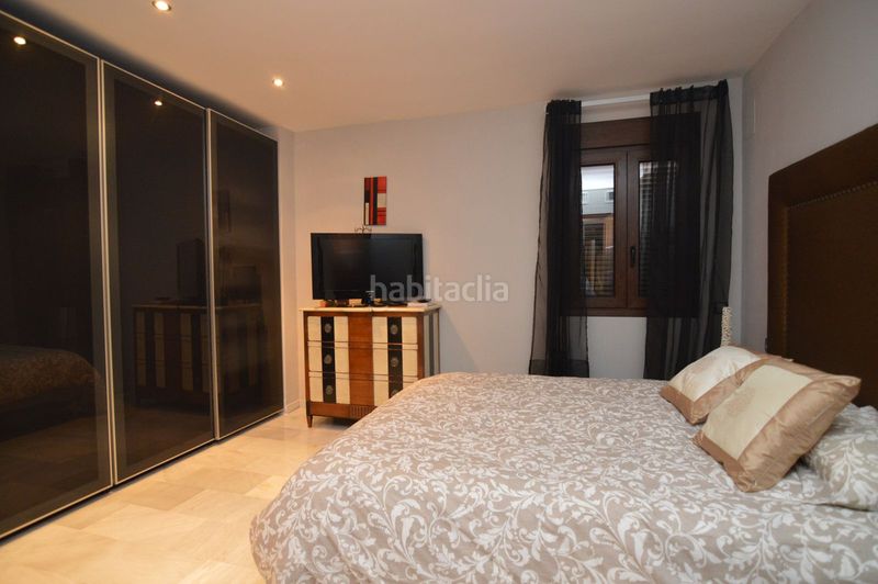 Foto a84058bd-2c97-4eea-aea4-7981b0640e8e. Piso en Puerto Banús Marbella