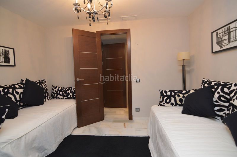 Foto ac8258bc-7d69-40ee-b320-321b3c3a6d39. Piso en Puerto Banús Marbella