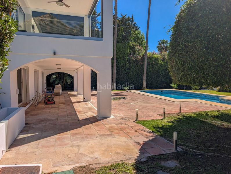 Foto 3e227877-31ee-43bf-bebd-841a7290a5a0. Casa adossada amb aparcament a Las Brisas Marbella