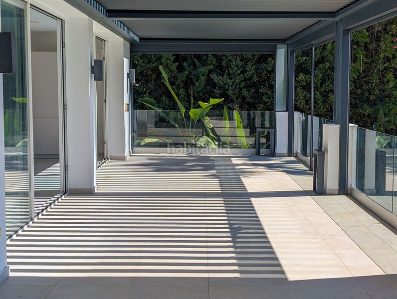 Foto ce11c7bc-97da-4ddd-b98e-90732ebfad83. Casa adossada amb aparcament a Las Brisas Marbella