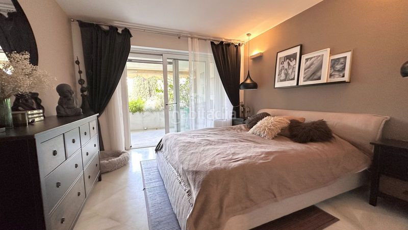 Foto 6b9778db-7fca-4d94-93f3-1100be658d47. Pis a La Carolina - Guadalpín Marbella