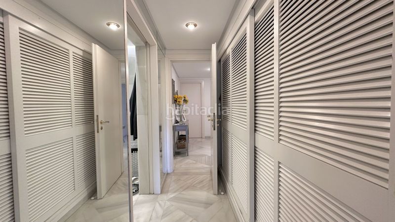 Foto ac945526-b622-4e6e-b0f3-7e6d733a6dcc. Pis a La Carolina - Guadalpín Marbella