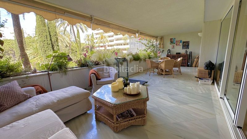 Foto e6d77981-17bc-4b5e-aba9-1a8c40d9cde9. Pis a La Carolina - Guadalpín Marbella