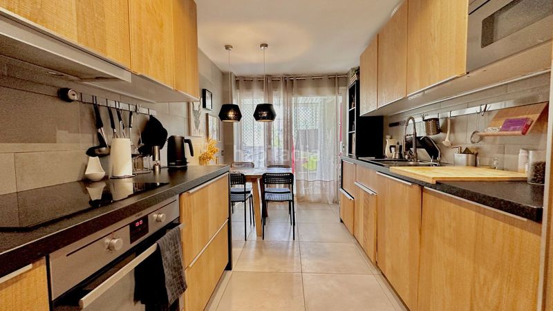 Foto f1545233-7865-4570-94c7-45a8f3fe4962. Pis a La Carolina - Guadalpín Marbella