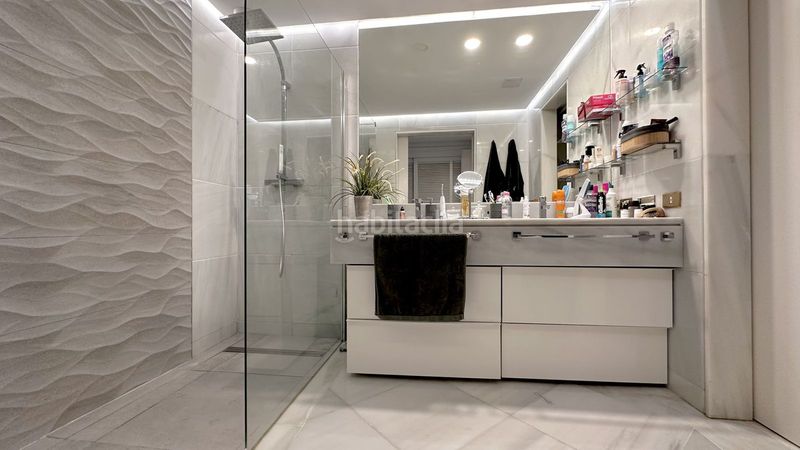 Foto f70a3b6d-7c7c-4a2e-872b-69f97d3cf855. Pis a La Carolina - Guadalpín Marbella