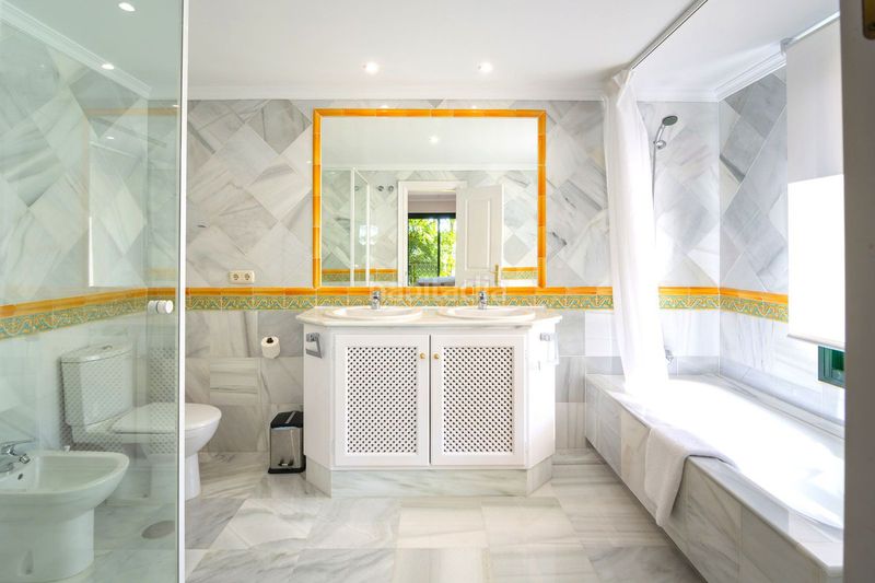 Foto e60dbeba-824f-4482-9779-d499bbf06697. Piso en La Quinta Benahavís
