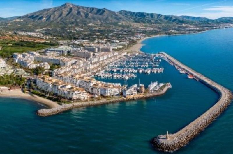 Foto a565ca73-b93e-45ac-b786-633d3209083f. Pis a Puerto Banús Marbella