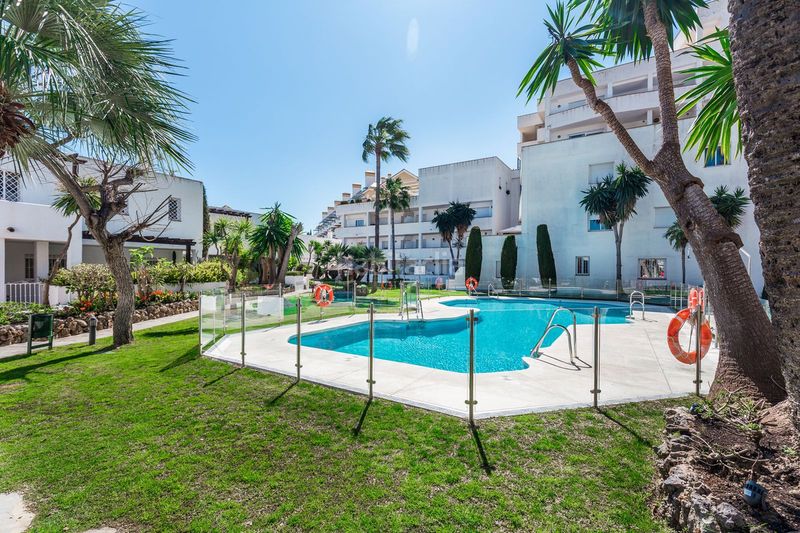 Foto 1277aa39-f793-4ec1-8694-b02d79976c55. Pis a Las Brisas Marbella