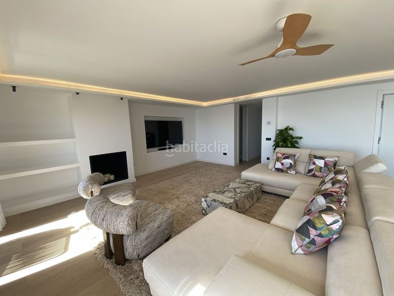 Foto 7726f86d-a8f8-4307-b257-1a4d18a57d7c. Dachwohnung mit parking in Centro Estepona