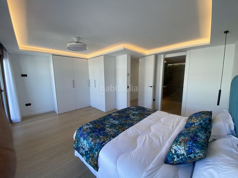 Foto cd7d5745-6d93-463b-9d1a-85e913f7dffd. Dachwohnung mit parking in Centro Estepona