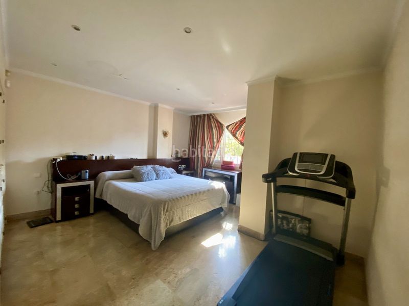 Foto adb91e0f-bf87-41ac-9ef2-ababcef05ff2. Pis a La Carolina - Guadalpín Marbella