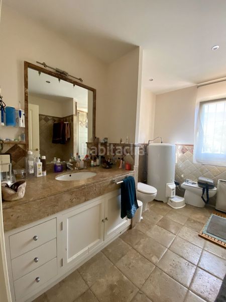 Foto ede49050-86e8-450f-83b8-df81ddbb3088. Pis a La Carolina - Guadalpín Marbella