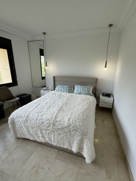 Foto e7a42155-922b-4d35-966e-986e87659b42. Pis a Las Brisas Marbella