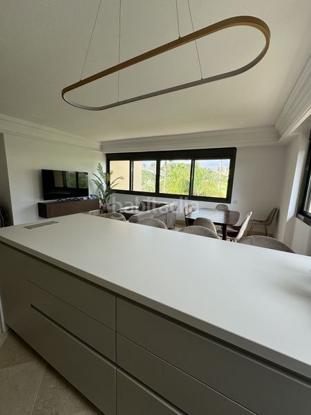 Foto 644d4380-8b22-4058-93d3-180e3a6a3d25. Piso en Las Brisas Marbella