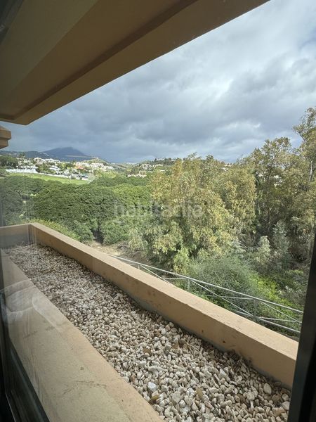 Foto d5bb25f4-077e-4396-9d44-f5dde8928fb1. Piso en Las Brisas Marbella