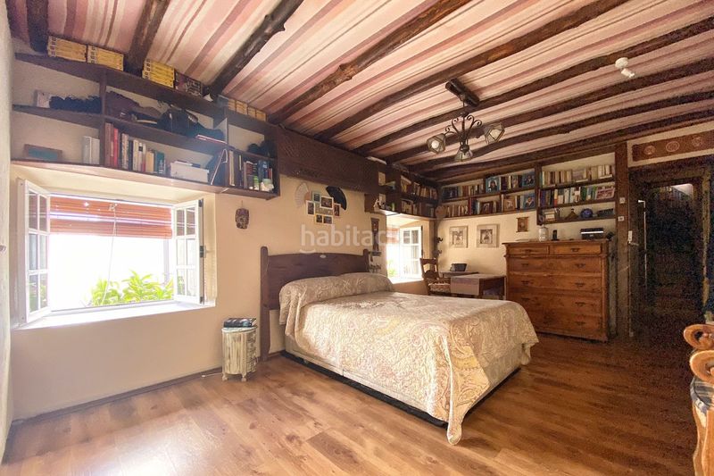 Foto ac9d5059-c97b-44d0-b5f6-02fb67f3aec3. Casa adossada a Casco Antiguo Marbella