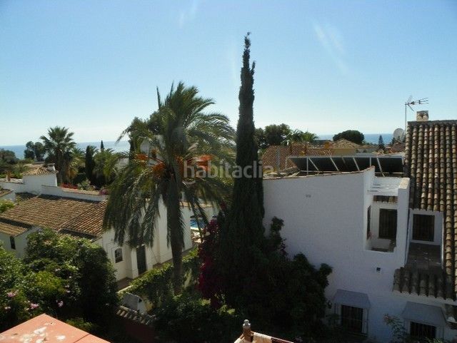 Foto 0917fc50-045a-4cd4-9fb0-c3081f851144. Casa adossada a Las Chapas - Alicate Playa Marbella