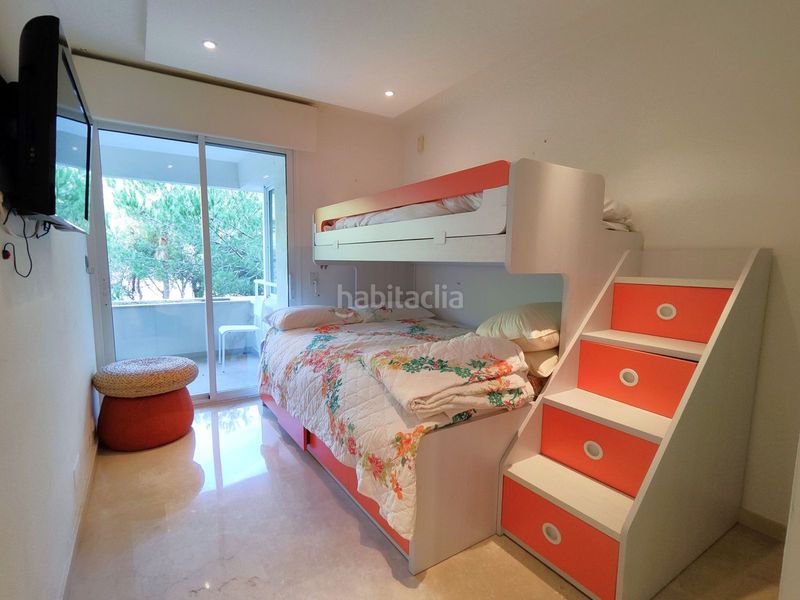 Foto 5032300d-7c82-474a-9a9b-1e5ea316b39e. Piso en Centro Estepona