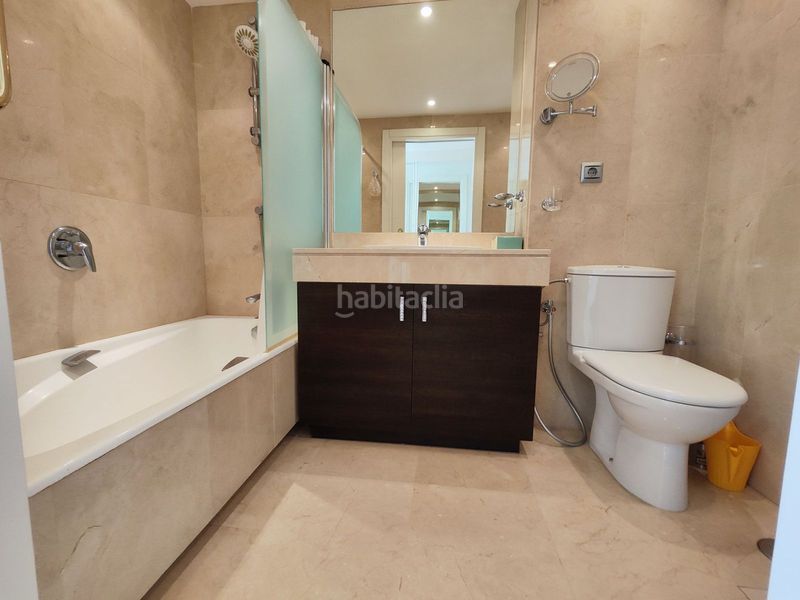 Foto d0ccd2a8-8535-4640-86fc-80e3f36487b8. Piso en Centro Estepona